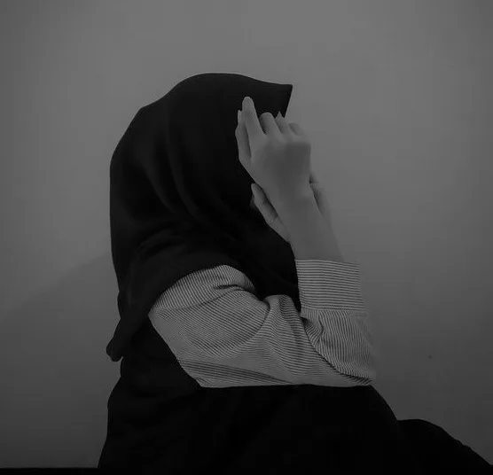 PP WA Aesthetic Hijab dari Samping